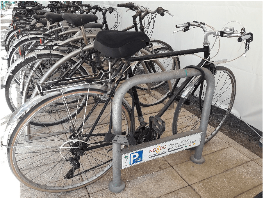 Humedal Publicidad Monet Grupo imesAPI - Suministro de aparcamiento para bicicletas para el  Ayuntamiento de Sevilla -