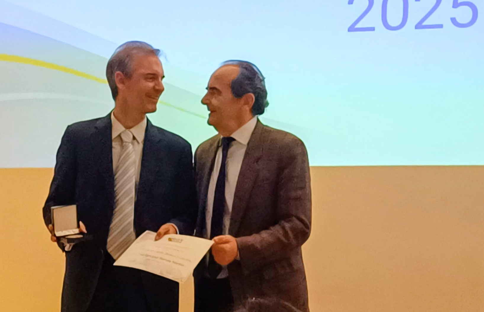 IMG-20251204-WA0001~2